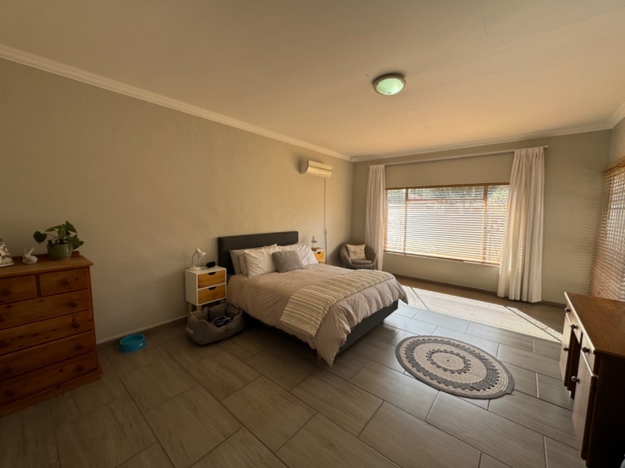  Bedroom Property for Sale in El Toro Park Northern Cape